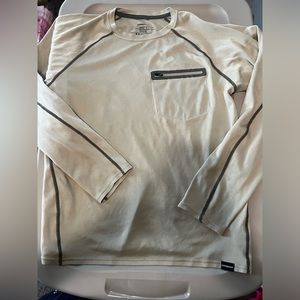Men’s Patagonia shirt